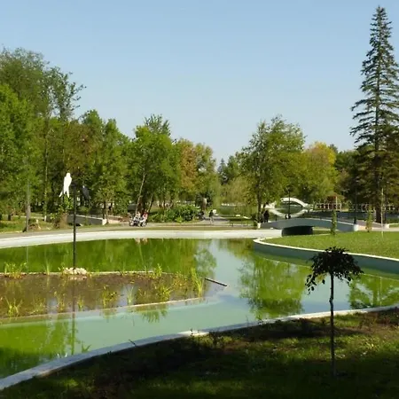 Otel Orehite-g *