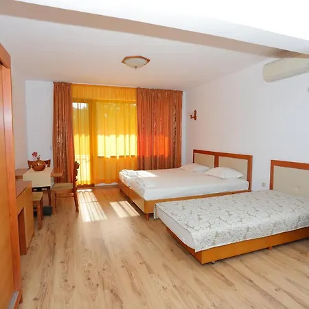 Otel Orehite-g